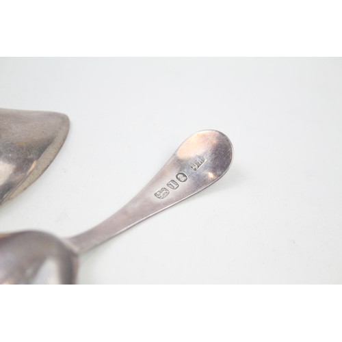 380 - 2 x .925 sterling georgian caddy spoons inc thomas wallis