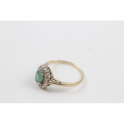 209 - 9ct gold emerald & diamond vintage cluster ring (1.7g) ring size m