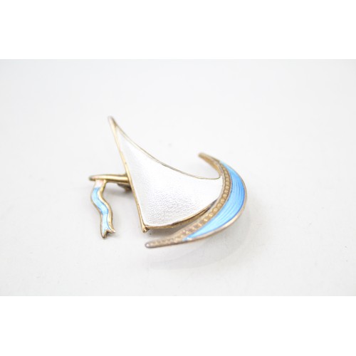 414 - Silver enamel brooch by Ivar T Holth (4g)