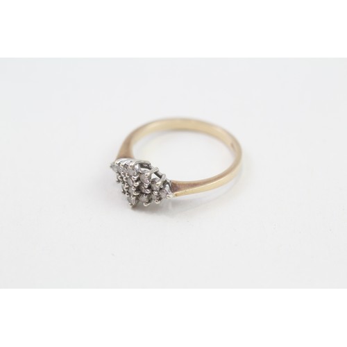 276 - 9ct gold diamond cluster ring (2g) Ring size M