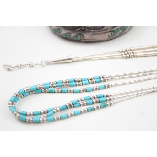 419 - A collection of silver Navajo jewellery including Gilo & Grace Nakai (39g)