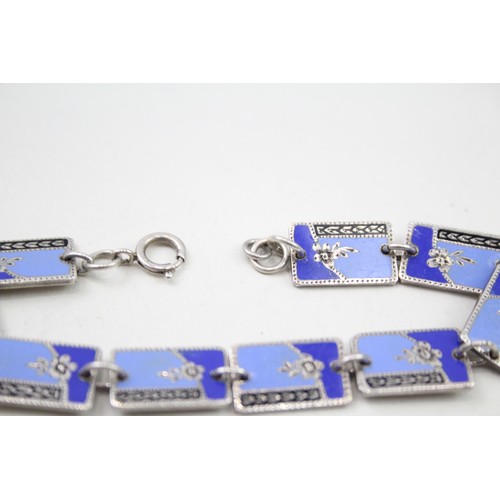 437 - Silver enamel panel bracelet (18g)