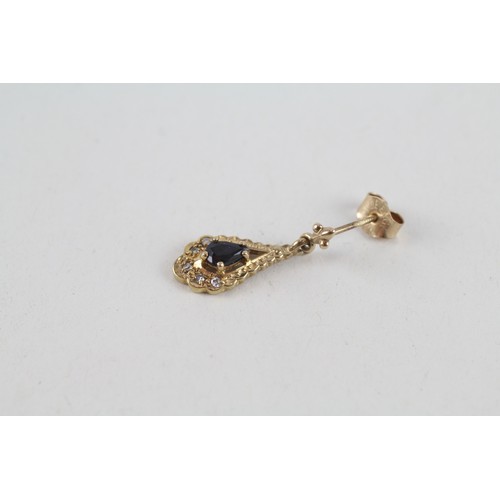 290 - 9ct gold sapphire drop earrings (1.5g)