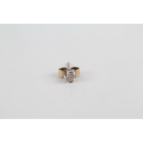 292 - 9ct gold diamond stud earrings (0.6g)