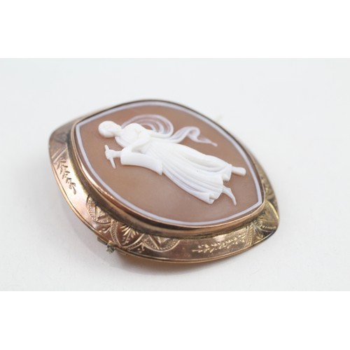 301 - 8ct gold antique shell cameo brooch with base metal pin (4.7g)