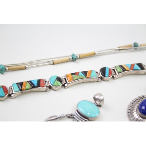 454 - A collection of silver Navajo jewellery including Quoc Turquoise (34g)