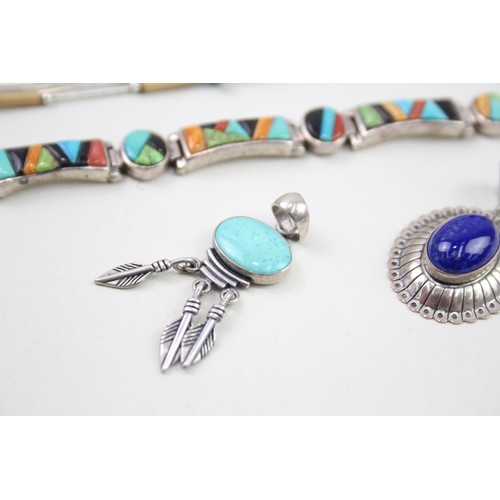 454 - A collection of silver Navajo jewellery including Quoc Turquoise (34g)