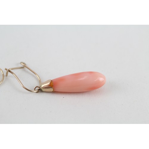 304 - 9ct gold coral drop earrings (3.2g)