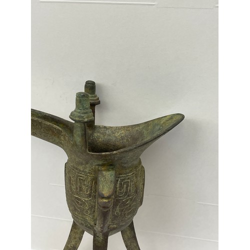 587 - Antique Chinese bronze Jue drinking vessel, height 7 inches