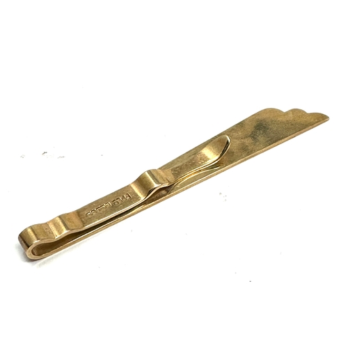 148 - 9ct gold tie clip weight 5.2g