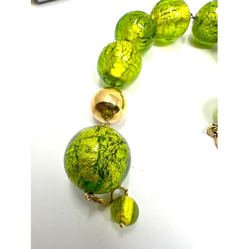 336 - Green Murano glass bead bracelet with 18ct gold  clasp & gold bead weight 82g