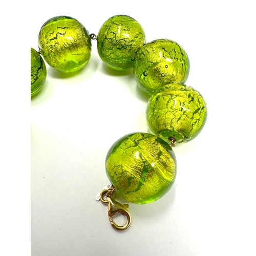 336 - Green Murano glass bead bracelet with 18ct gold  clasp & gold bead weight 82g