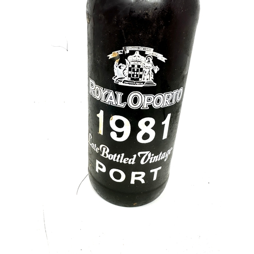 703 - Royal Oporto 1981 late bottled vintage port