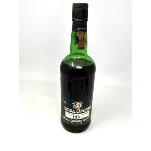 704 - Royal Oporto 1981 late bottled vintage port