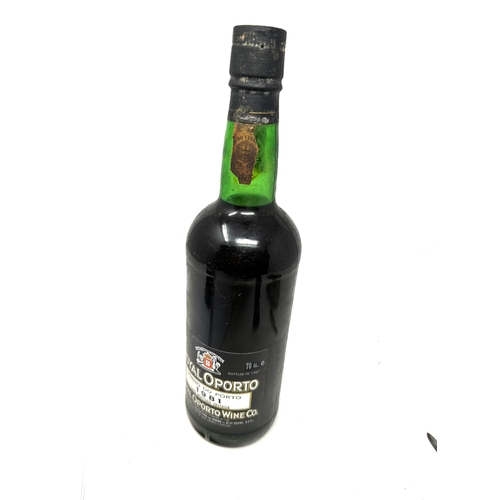 705 - Royal Oporto 1981 late bottled vintage port