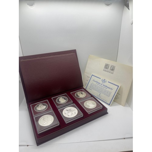 461 - Boxed the Cayman island silver queens collection 1977 coin set with COA