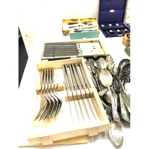 33 - Selection of assorted cutlery includes EPNS etc