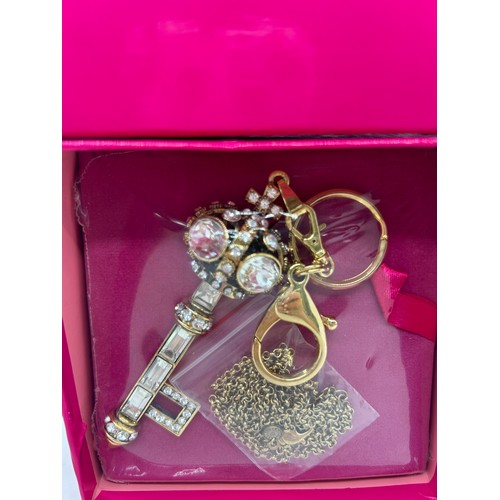 536 - Butler & Wilson Rhinestone Jewelled key clip necklace key ring /charm