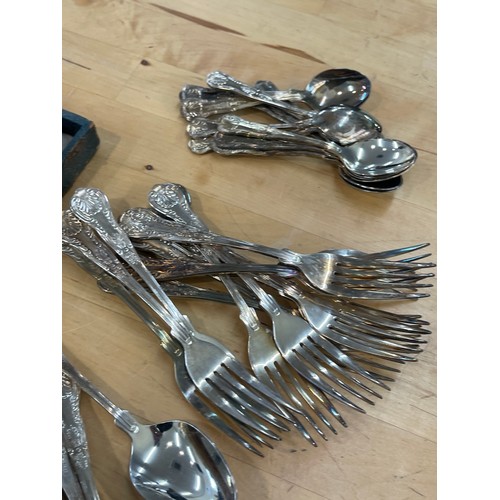 5 - Selection of silver plated cutlery