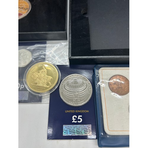 421 - Selection of english and foreign coins to include a proof £5 coin proof 2021 50p piece Paddington be... 