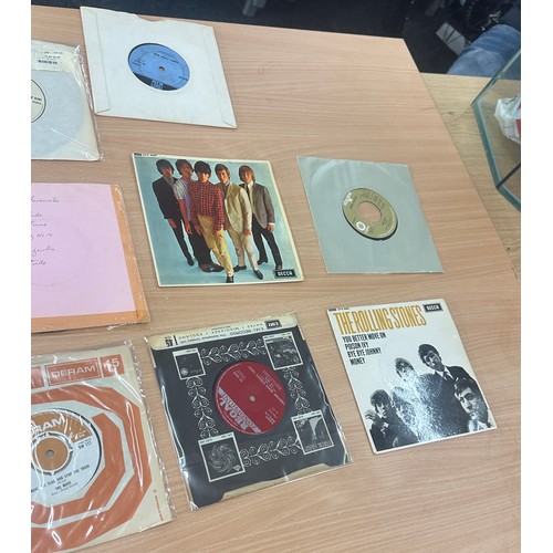 122 - Selection of 45 vinyl singles to include Mick Jagger, The Move, The Rolling Stones etc