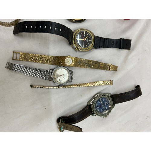 563 - Selection of ladies and gents wrist watches for spares and repairs