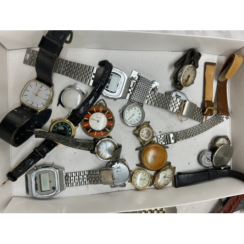 563 - Selection of ladies and gents wrist watches for spares and repairs