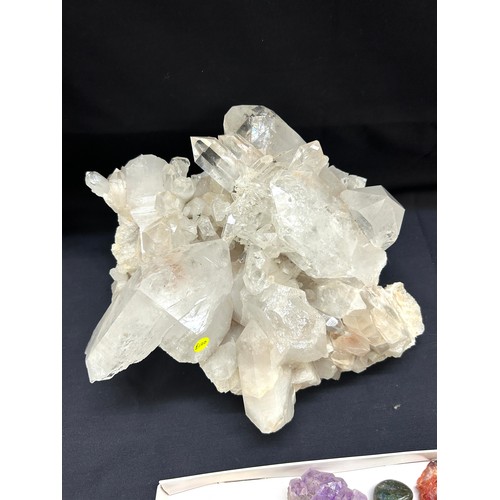 59 - Large selection of Quartz crystal stones, largest measures approximately 13 inches wide 10 inches de... 