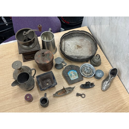 41 - Selection of metalware includes trays, mincer etc