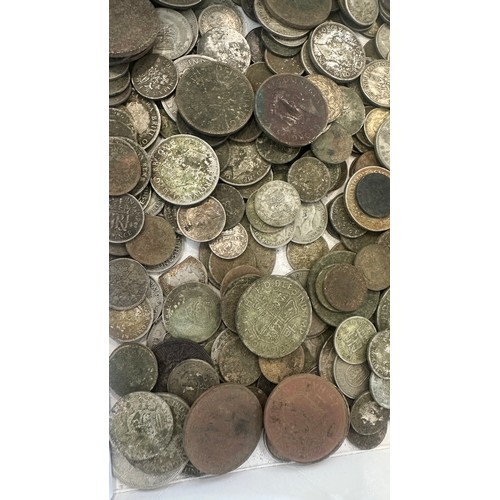 443 - Tray of vintage coins includes pre 1947 coins etc