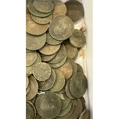 434 - Large selection of Vintage coins - Metal detector finds