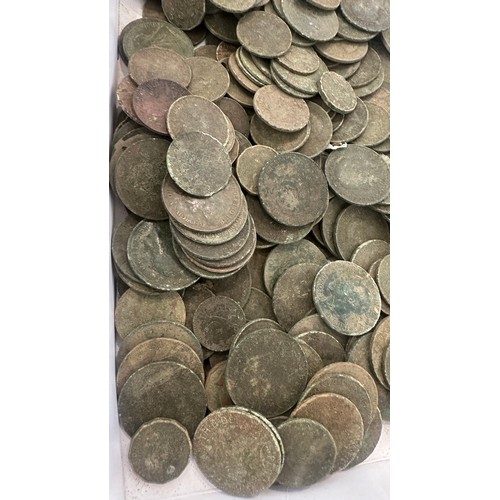 434 - Large selection of Vintage coins - Metal detector finds