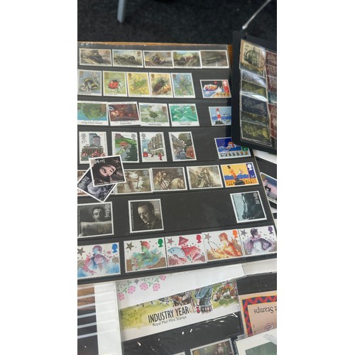 142 - Selection of vintage stamps