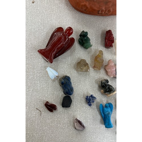 493 - Selection of onyx/ stone and quartz figures