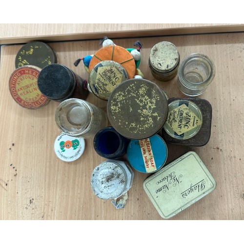 90 - Selection of vintage tins and jars