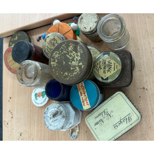 90 - Selection of vintage tins and jars