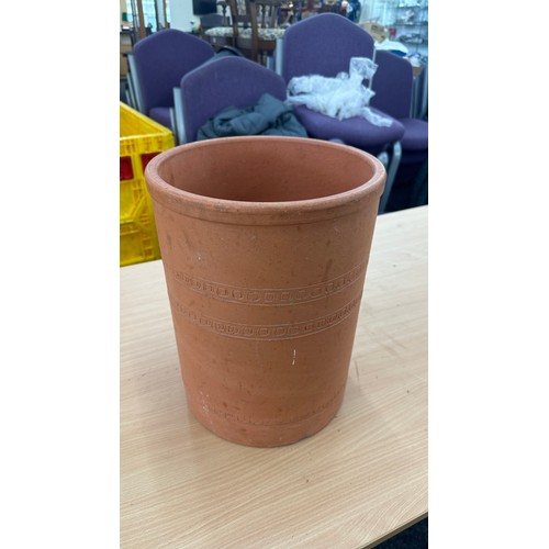 100F - Terracotta plant pot, 15 inches tall, 12 inches diameter