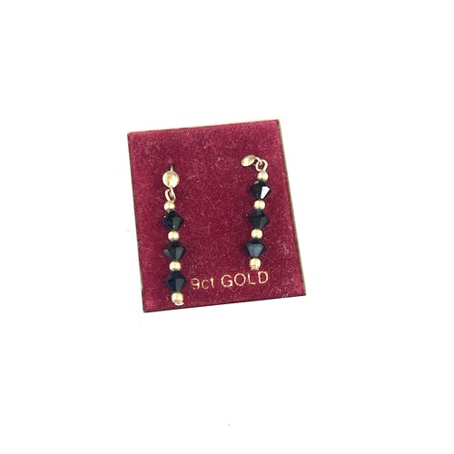 518 - 9ct Gold drop earrings