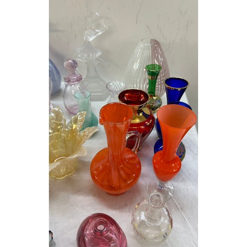 223 - Selection of assorted coloured glassware