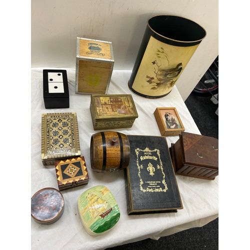 205 - Large selection of vintage boxes includes inlaid etc