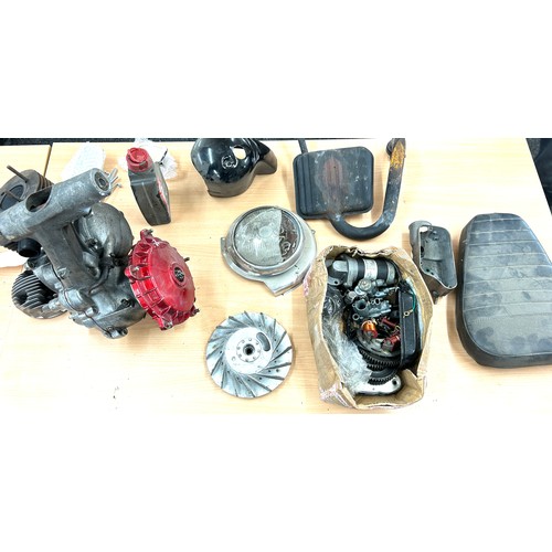 214 - Piaggio 125 CC engine and accessories