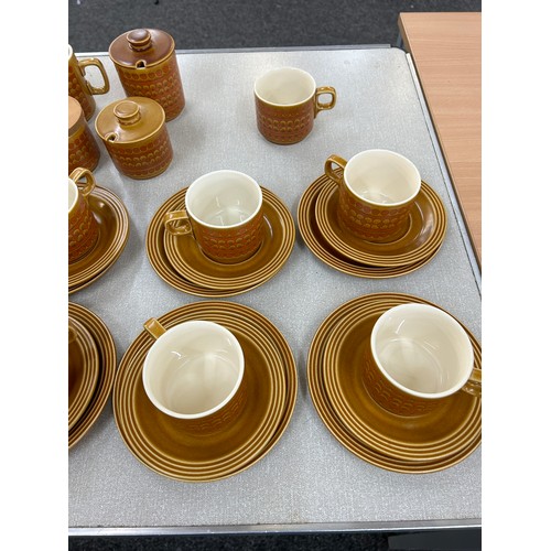 552 - Large selection of Hornsea tea and dinner service