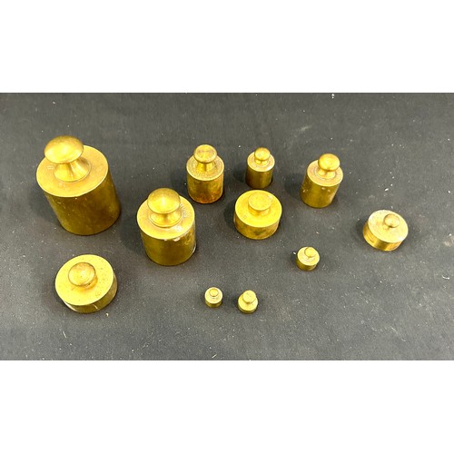 100 - Selection of vintage bell brass weights