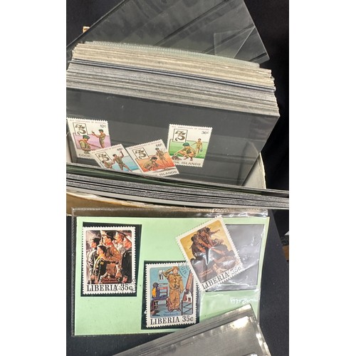 129 - Selection of vintage cigarette cards and stamps