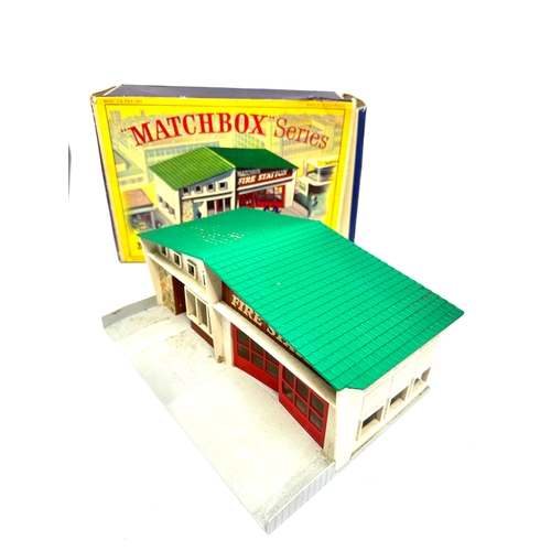 541 - Original boxed Matchbox series MF-1 Fire Station