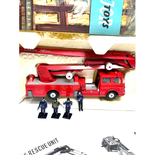 544 - Corgi 1127 Simon Snorkel Fire Engine In Original Box - Near Mint Vintage 1960s