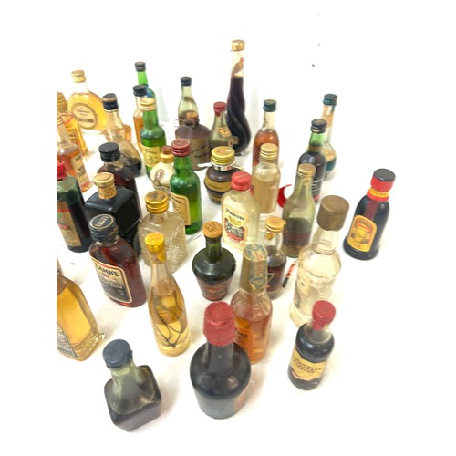 190 - Selection of miniature alcohols to include port, rum, vodka etc