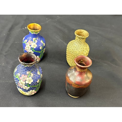 35 - Set of four Cloisonné vases showing the four stages of production 4