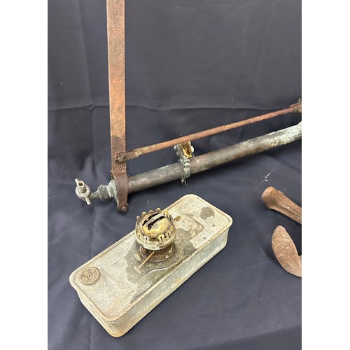 273 - Selection of vintage items to include a petrol can, paraffin heater, cobblers part etc