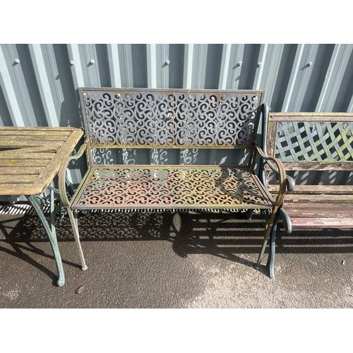 100D - Vintage aluminium bench measures approximately